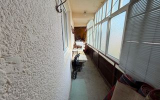 Apartament 3 camere, etaj 2 - zona Centru - Poză 9