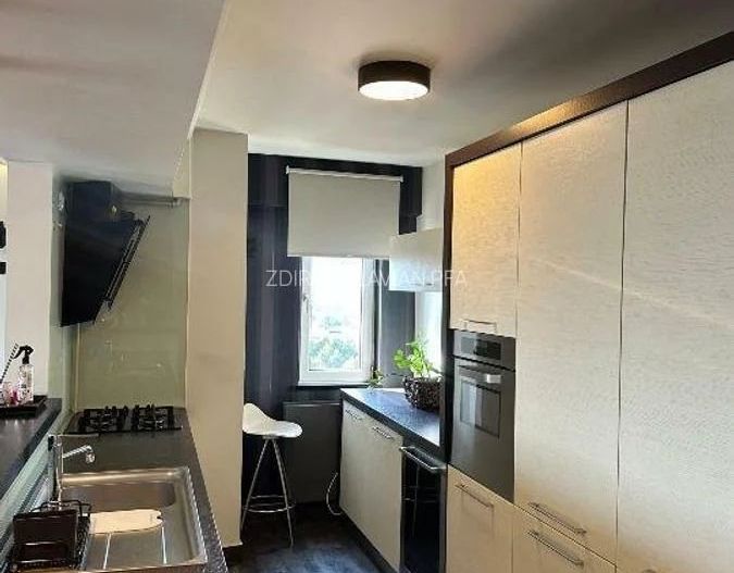 Apartament 3 camere - Piata Alba Iulia - Poză 1