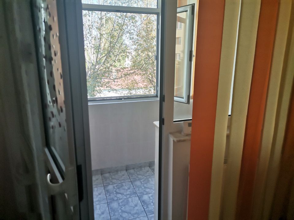 Inchiriere apartament 2 camere, nedecomandat, Exercitiu - Poză 4