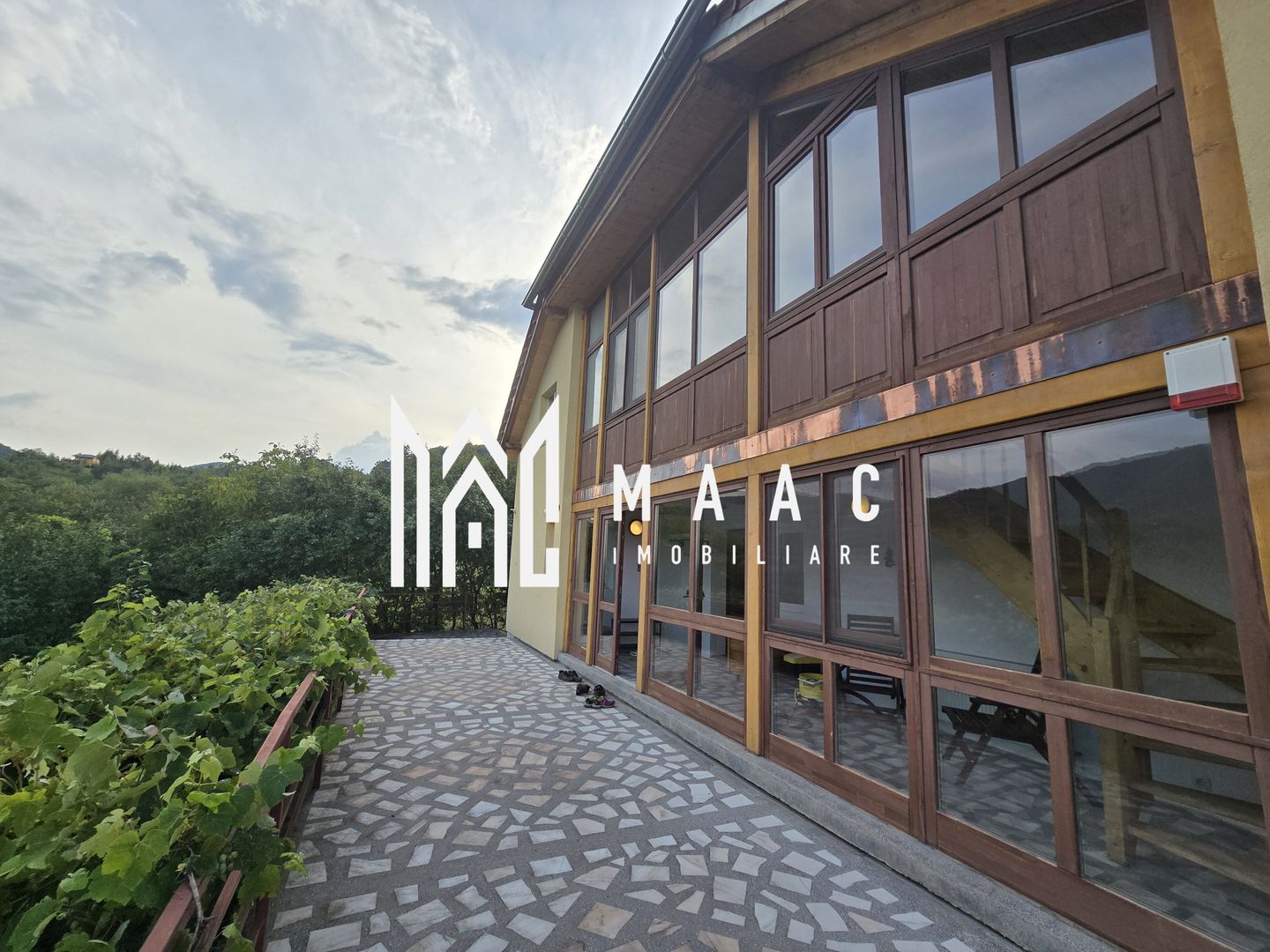 Casa 4 camere 3825 mp teren Cisnadioara - Poză 1