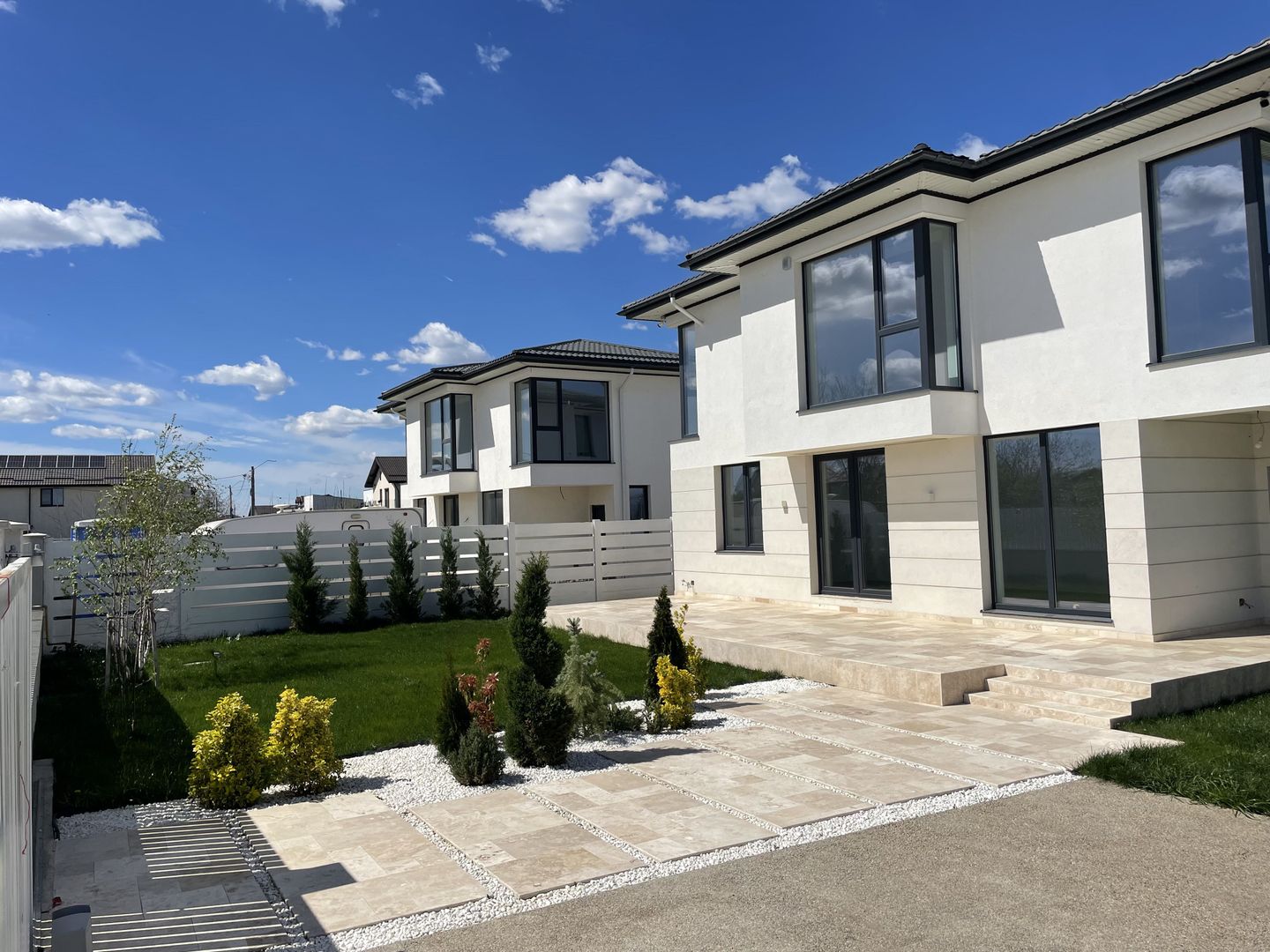 Vila Tunari Central, Proiect Deosebit, POMPA CALDURA - Poză 1