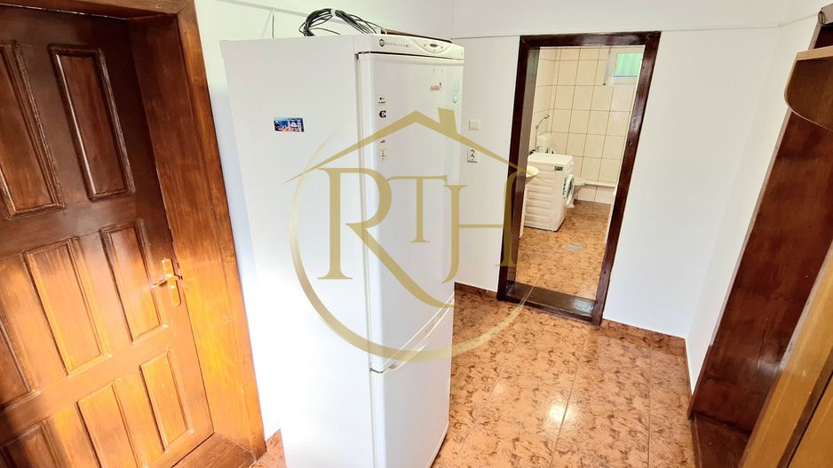 Oferim spre inchiriere casa spatioasa cu 2 camere, Zona Soarelui,cartier privat - Poză 13