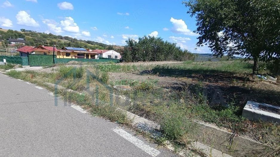 Teren intravilan 535 mp, Proselnici, Miroslava - Asfalt, Toate Utilitățile - Poză 2