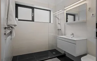 Vila pe parter cu 5 camere  | 655 mp teren | dotata cu panouri solare - Poză 25