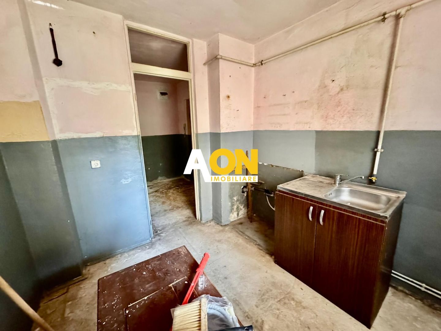 Apartament 2 camere de vânzare | 50 mp | Parter | Zona Cetate - Poză 4