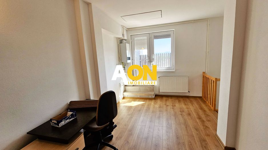 Apartament tip Penthouse, 1 camera + birou + terasa de 50 mp - Poză 9