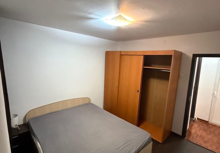 Apartament 2 camere de închiriat Apărătorii Patriei Centrală proprie - Poză 4