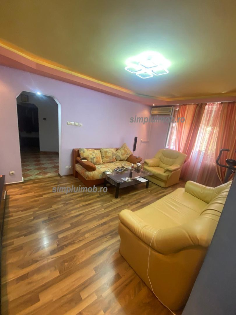 Metrou 1 Decembrie Apartament 3 Camere Mobilat si Utilat - Poză 1