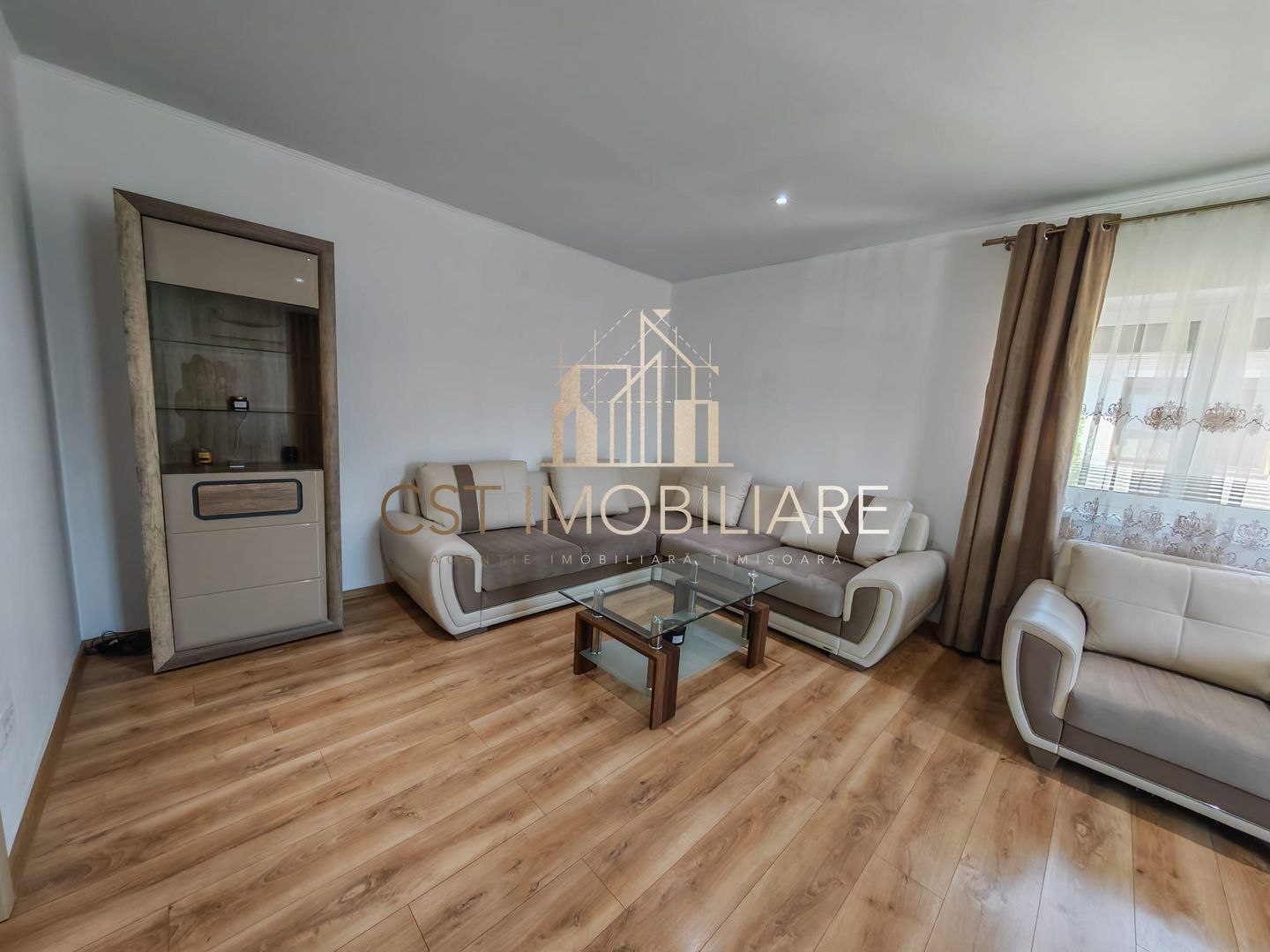 Apartament cu 2 camere / Etajul 1 / Decomandat - Poză 10