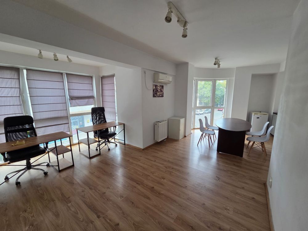 Vanzare Apartament 2 Camere intre Mall Vitan si Metrou Mihai Bravu - Poză 1