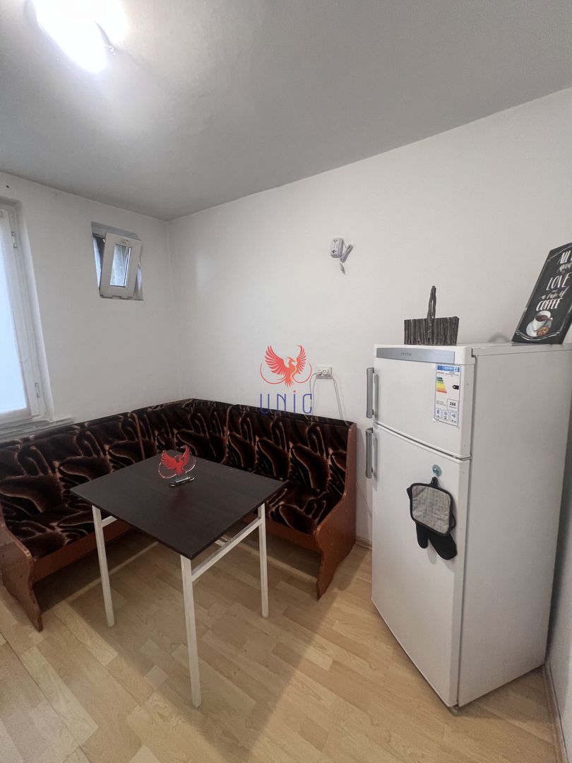 Decomandat, stradal, Calea Bucuresti etaj 1 - Poză 85