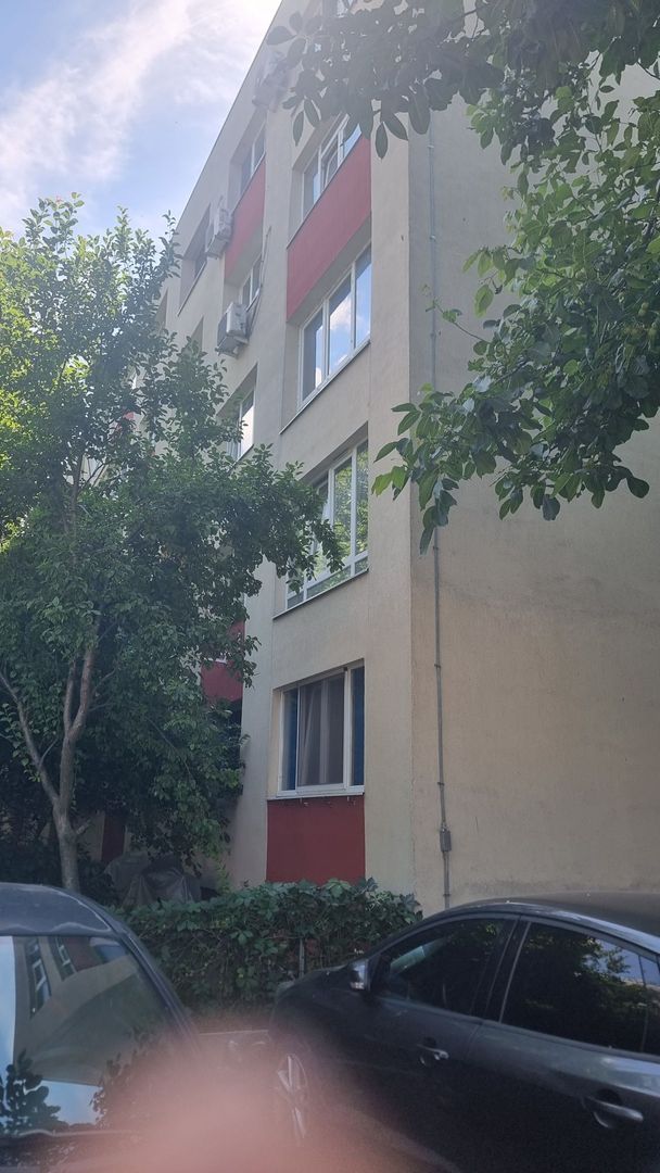 Apartament 4 camere. Etaj 1. Cu parcare. Aleea Dolina - Poză 7
