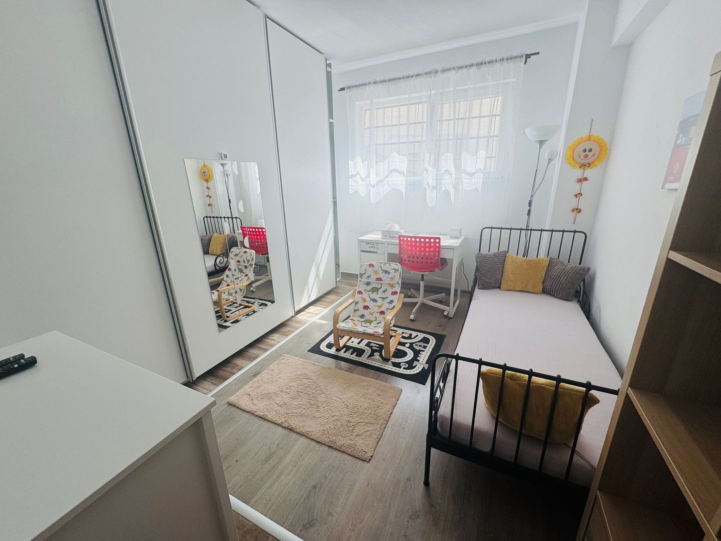 2 camere Metrou 1Decembrie 1918-Burnitei - Poză 8