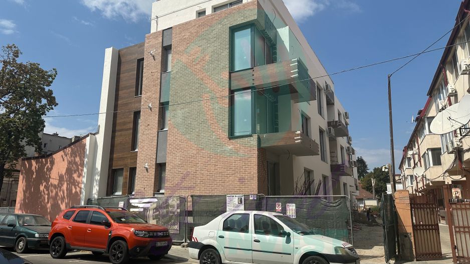 3 camere - ideale pentru activitati sau investitie - Poză 13
