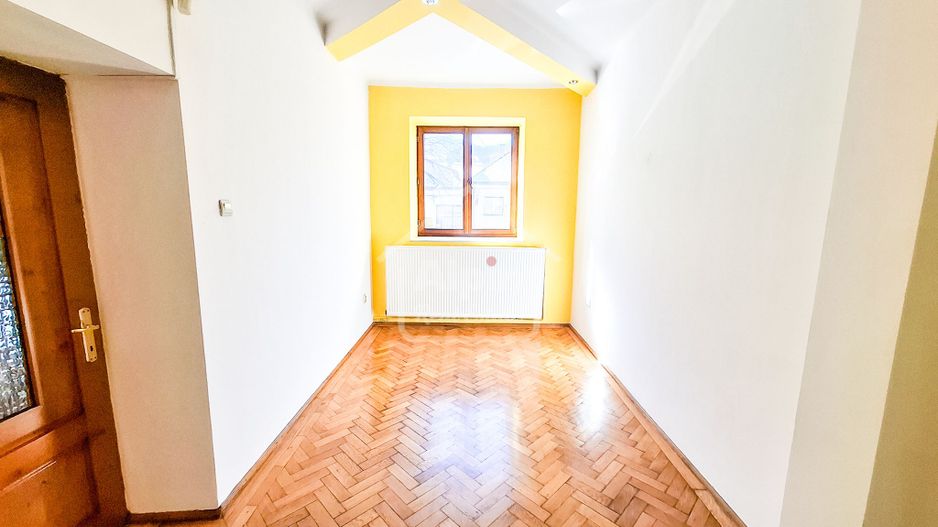 Pretabil Birouri I Central - Poză 15