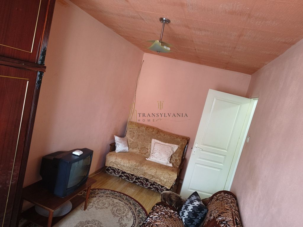 Garsoniera decomandata, Vasile Aaron - Poză 3