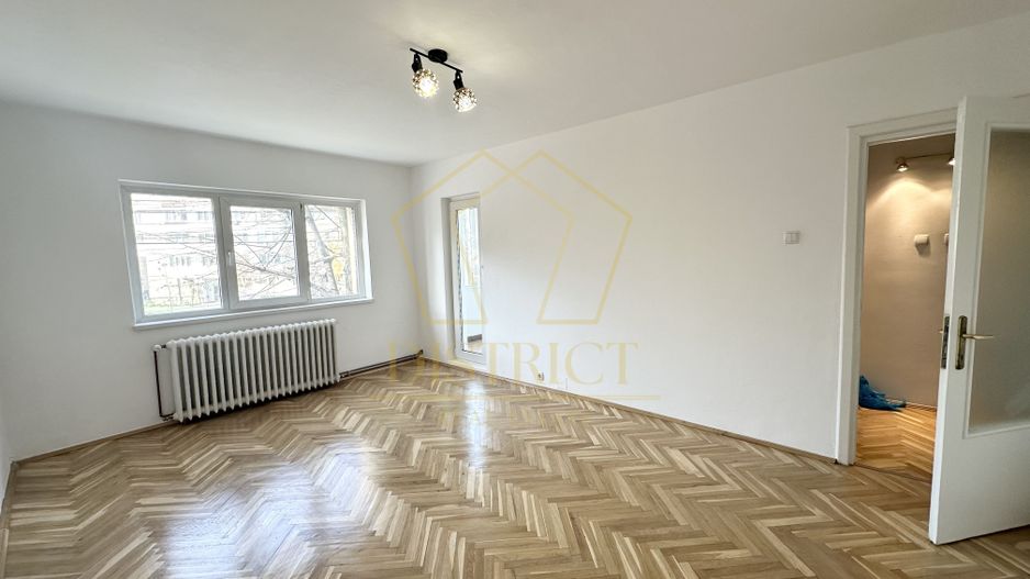 Apartament cu 3 camere, 2 boxe si garaj | Etaj 1 | Zona Fabric - Poză 2