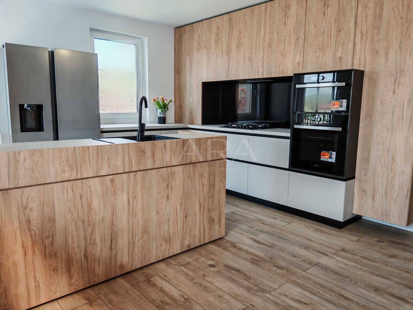 Apartament cu 3 camere decomandate, parcare subterană, Dâmbul Rotund. - Poză 1
