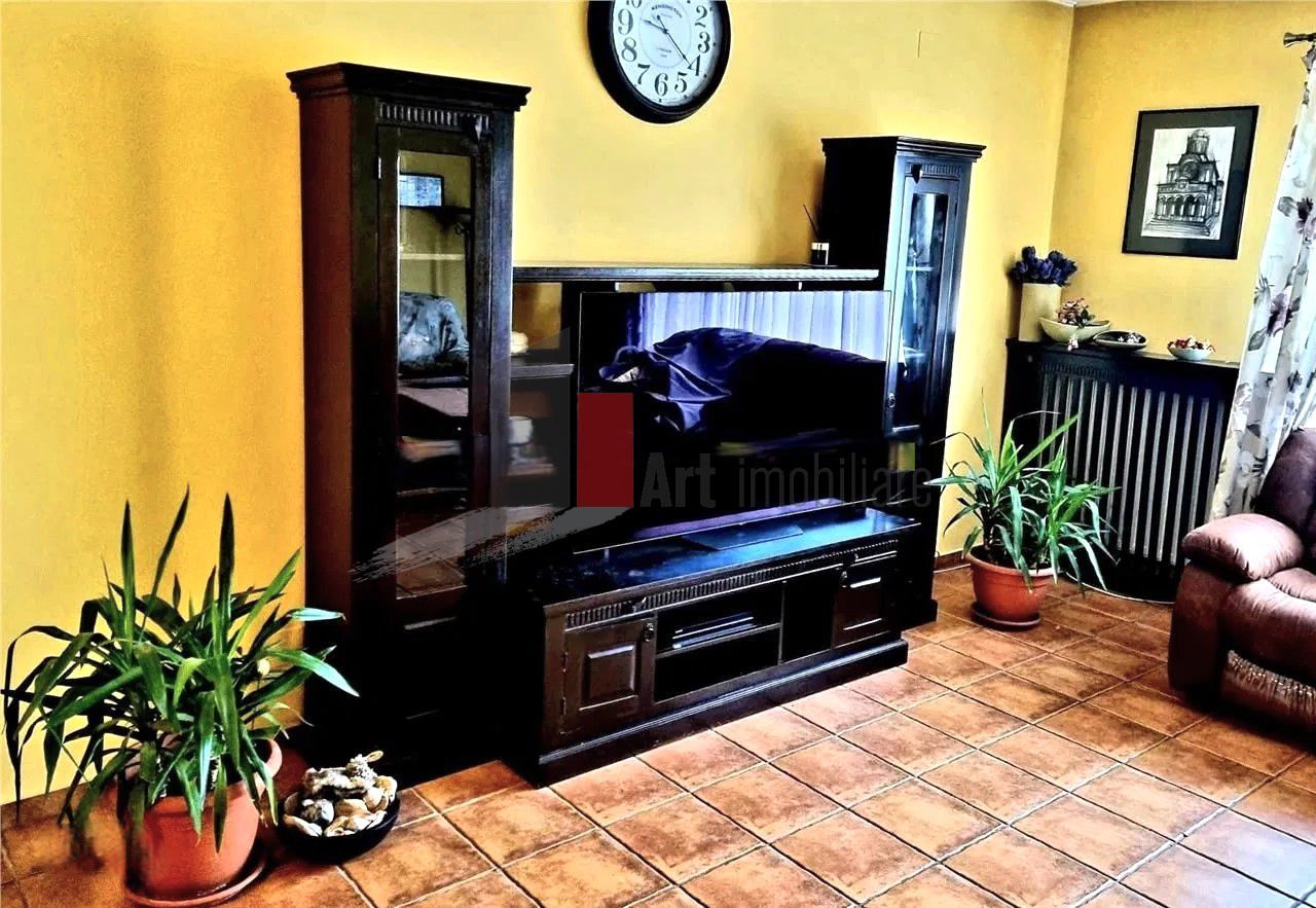 Vila superba cu gradina si panouri solare | Tancabesti - Poză 12