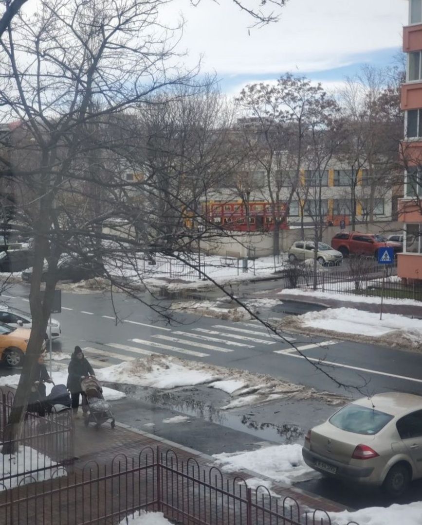 AP. 2 CAMERE ZIZIN - 64 MP, REABILITAT, BUCATARIE INCHISA,METROU 8 MIN - Poză 9