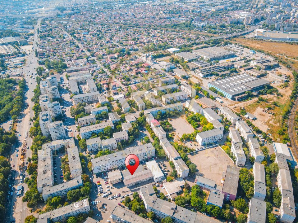 CET -Vanzare Complex Comercial Piața Cet Constanta - Poză 30