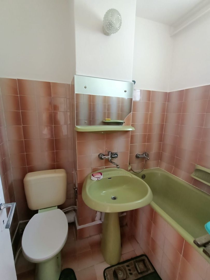 Ag EUROPA vinde ap 3 cam 65mp etaj 4 in zona CENTRALA. - Poză 6