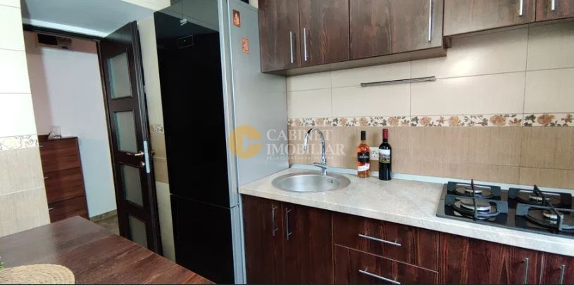 3 camere, etaj 2 mobilat-utilat zona Alexandru -Zimbru - Poză 7