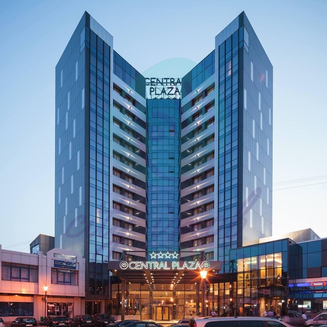 4 **** HOTEL PIATRA - NEAMT - Poză 1