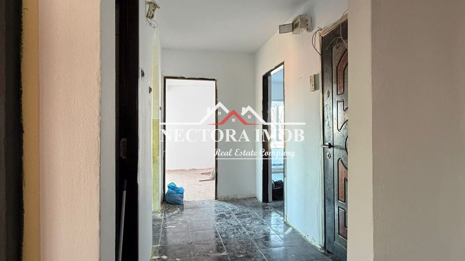 NECTORA IMOB-Apartament 3 camere, 2 bai, 3 balcoane, Zona Velenta,65mp - Poză 3