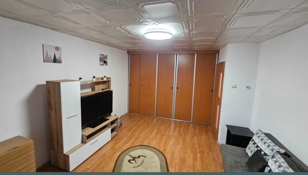 Garsonieră 42 mp, Nerva Traian, etaj 4/10, zonă centrală - Poză 1