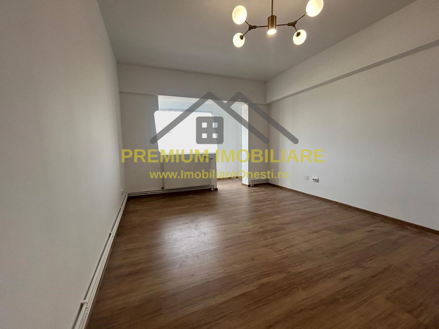 Apartament 3 camere  2 băi | renovat 2025 | parcare - Poză 3