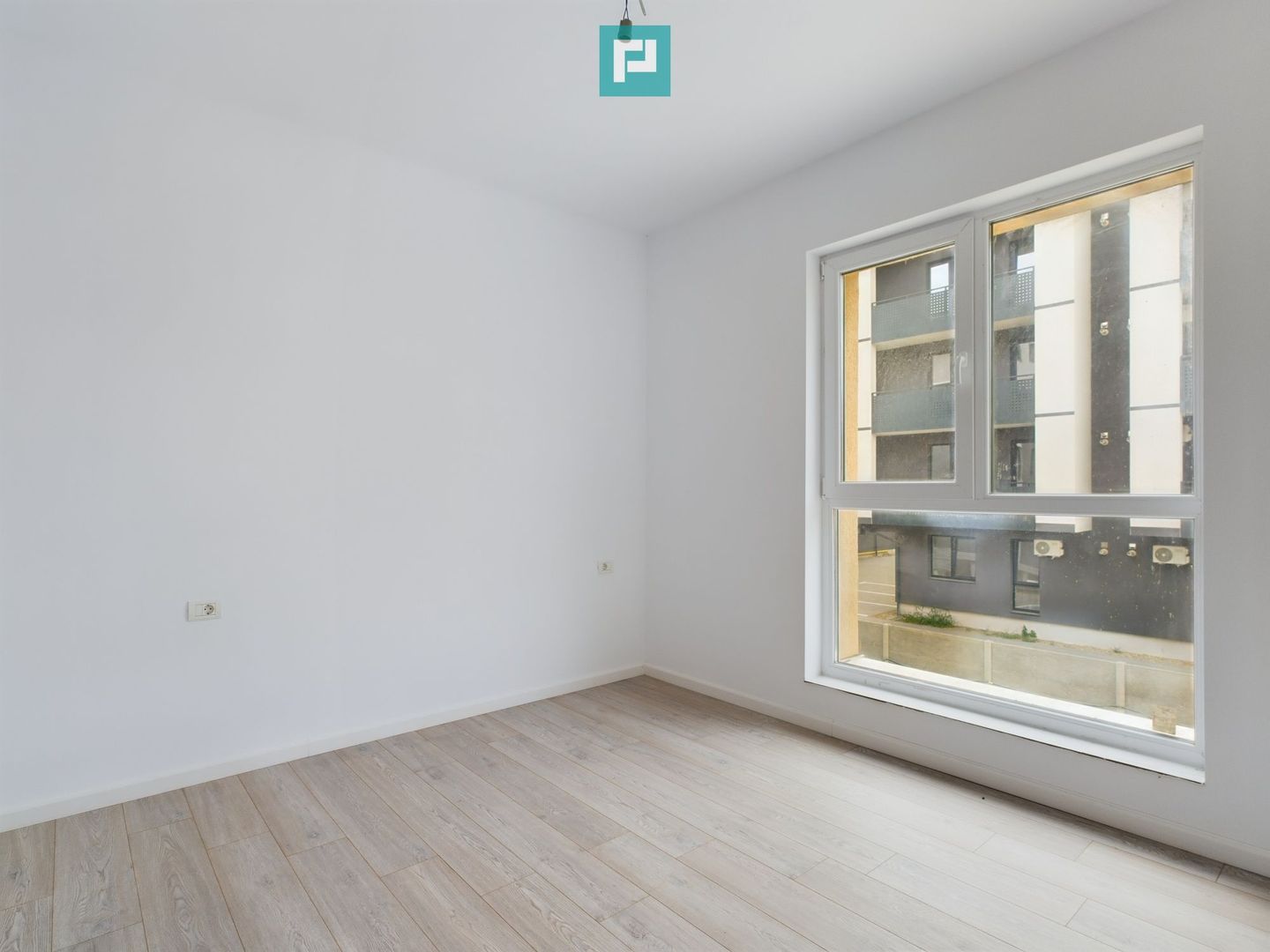 Apartament cu 3 camere în Giroc - Poză 10