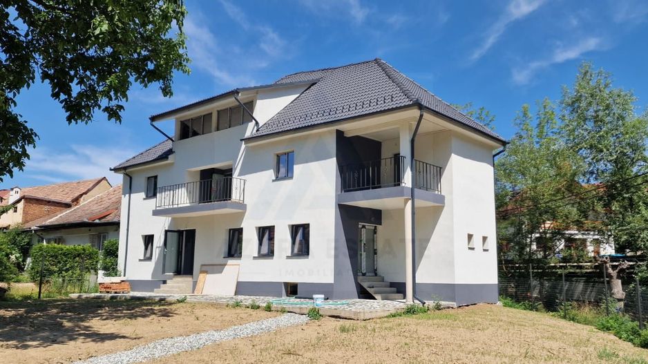 Casa individuala premium 236 mp utili si teren 1200 in Cisnadioara - Poză 1