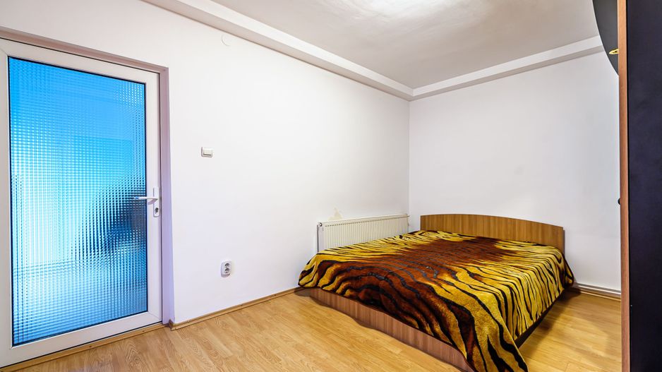 Casă cu teren de 1440 mp, Aradul Nou - Poză 7