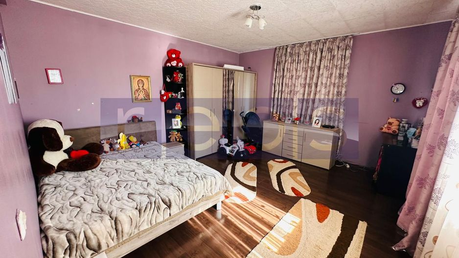 CASA DE VANZARE | CREVEDIA | 5 CAMERE - Poză 13