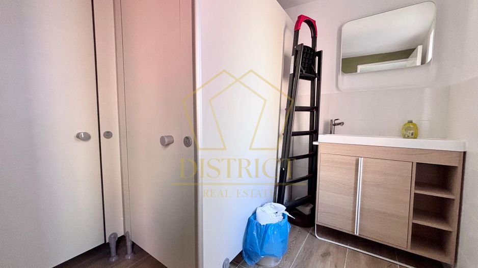 Apartament cu 3 camere pretabil firme, birouri | Traian - Poză 6