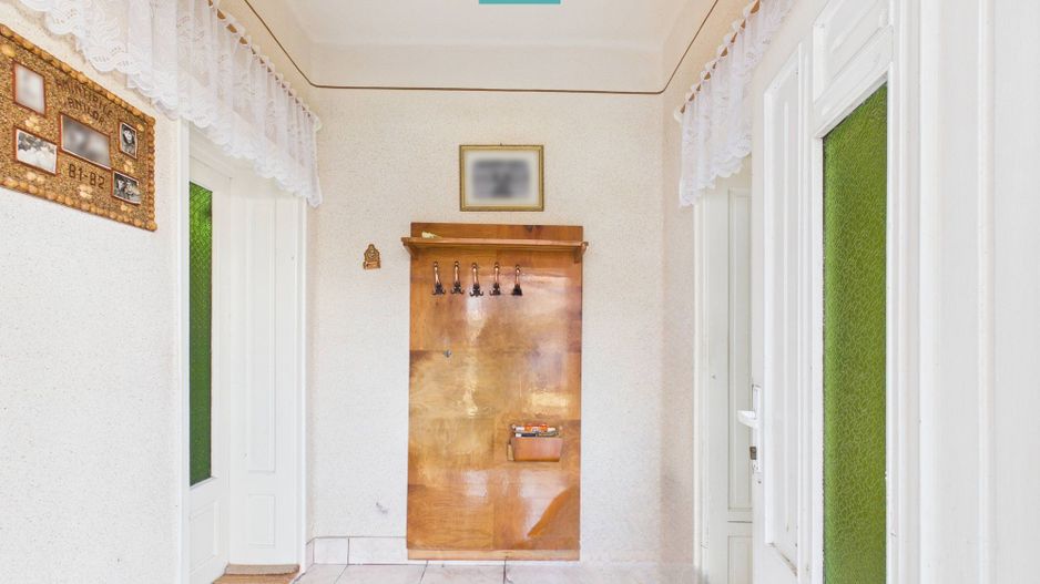 Casă cu 4 camere toate utilitățile și 1150mp teren - Poză 14