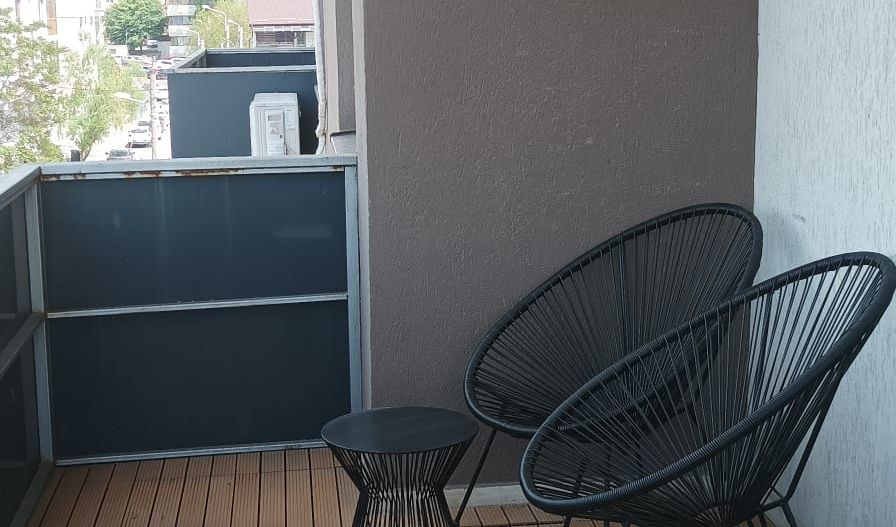 Apartament cu 3 camere de vanzare, centrala proprie - Mihai Bravu - Poză 20