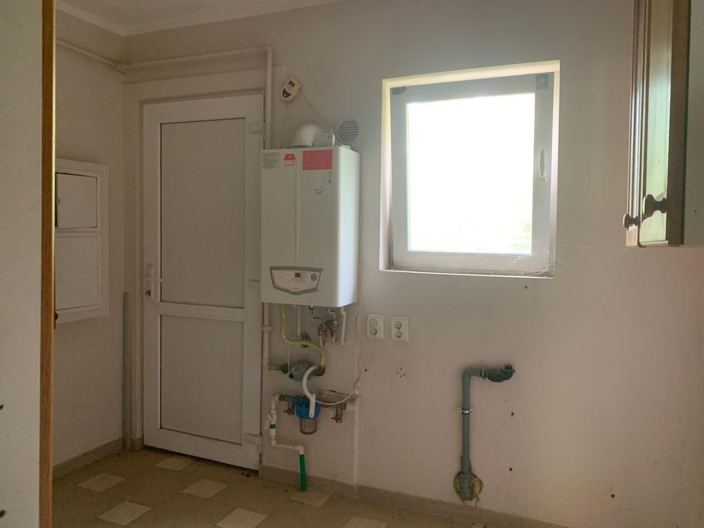 Duplex spațios, 200 mp utili, teren 700 mp, în vatra veche din Moșnița - Poză 23