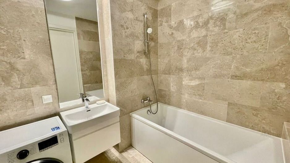 APARTAMENT | LUXURIA RESIDENCE | Domenii | PARCARE - Poză 7