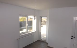 Casa individuala P+1 si 465 mp curte in Ciorogirla - Poză 9