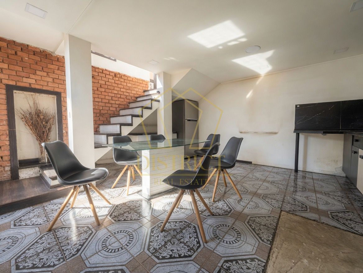 COM 0% | Casa la curte comunca cu 3 camere |  Zona Odobescu - Poză 1