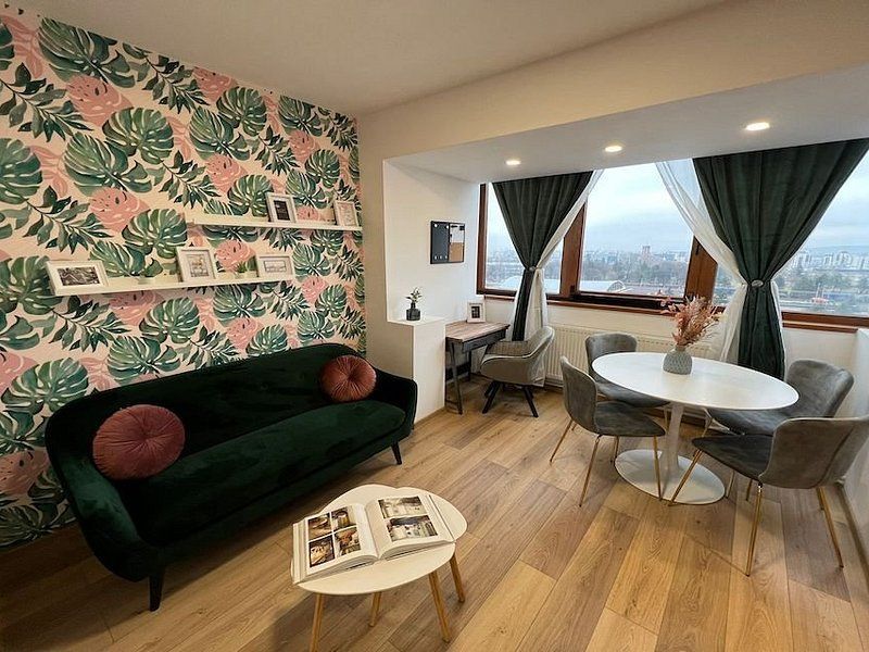 Garsonieră de închiriat, cu vedere panoramică spre Parcul Tractorul - Poză 1