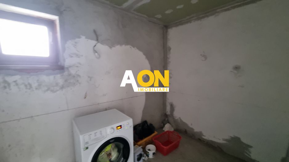 De vanzare casa 6 camere, S+P+M, 900mp teren, Cetate - Poză 16