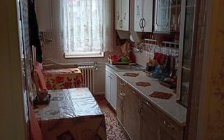 APARTAMENT 2 CAMERE PARTER CENTRU CAMPULUNG - Poză 4