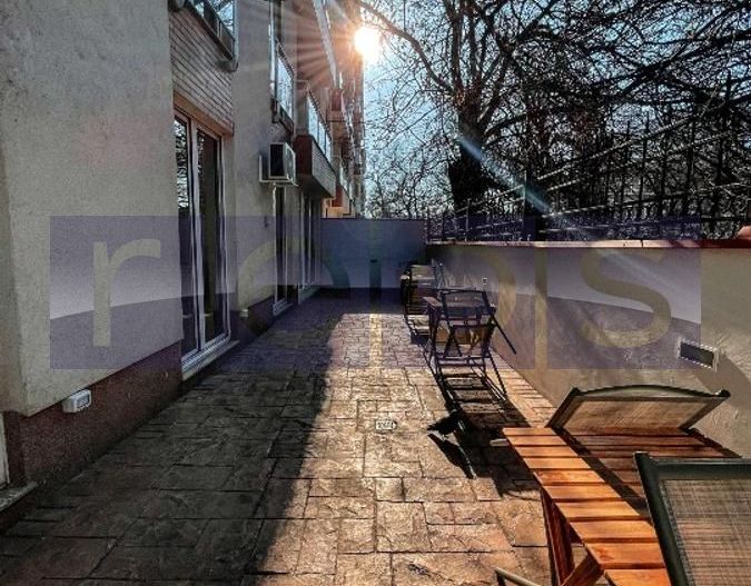 APARTAMENT DE VANZARE 3 CAMERE + TERASA 40 MP ZONA ULTRACENTRALĂ - Poză 7