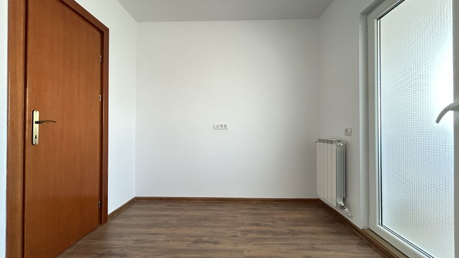 Apartament 3 camere amenajat modern centrala termica Galeriile Soveja - Poză 8