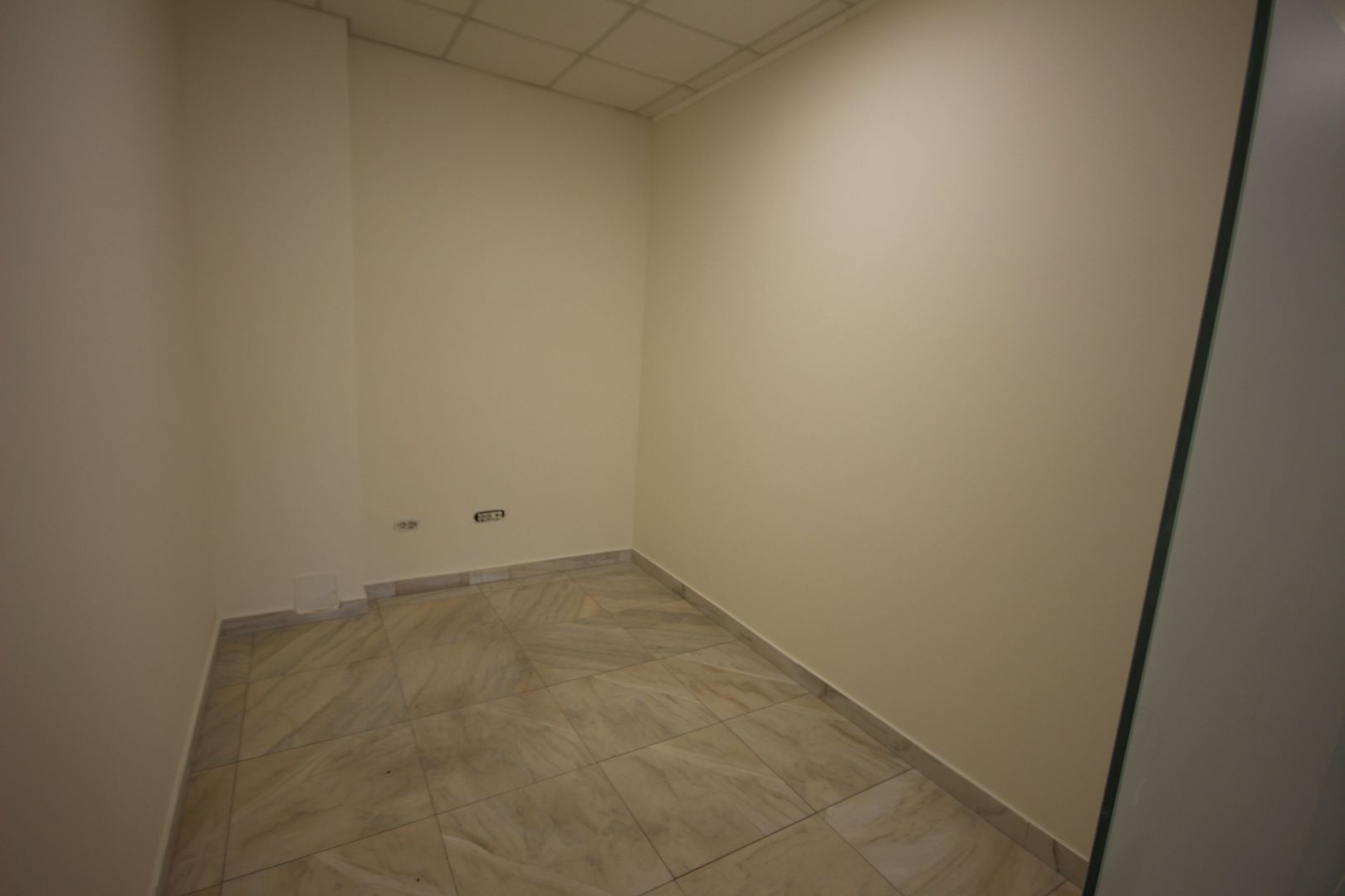 Birouri 150 mp-zona Sagului - Poză 5