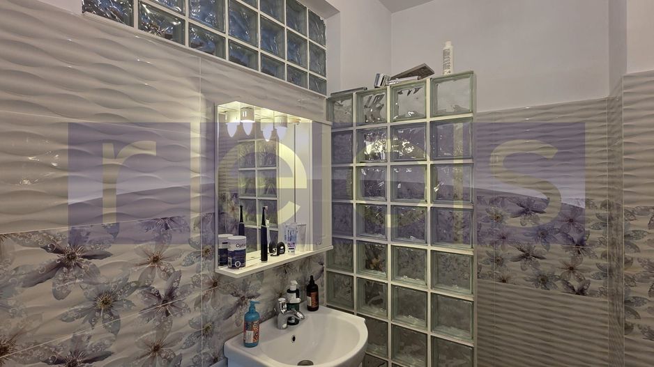 VANZARE CASA 10 CAMERE | ZONA VATRA LUMINOASA - Poză 24