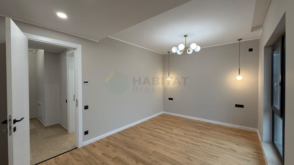 Vila individuala 5 camere Tunari 1 Decembrie - Poză 38